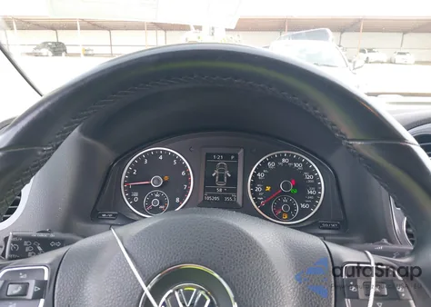 2016 Volkswagen Tiguan S from USA, damaged, VIN WVGAV7AX0GW528750